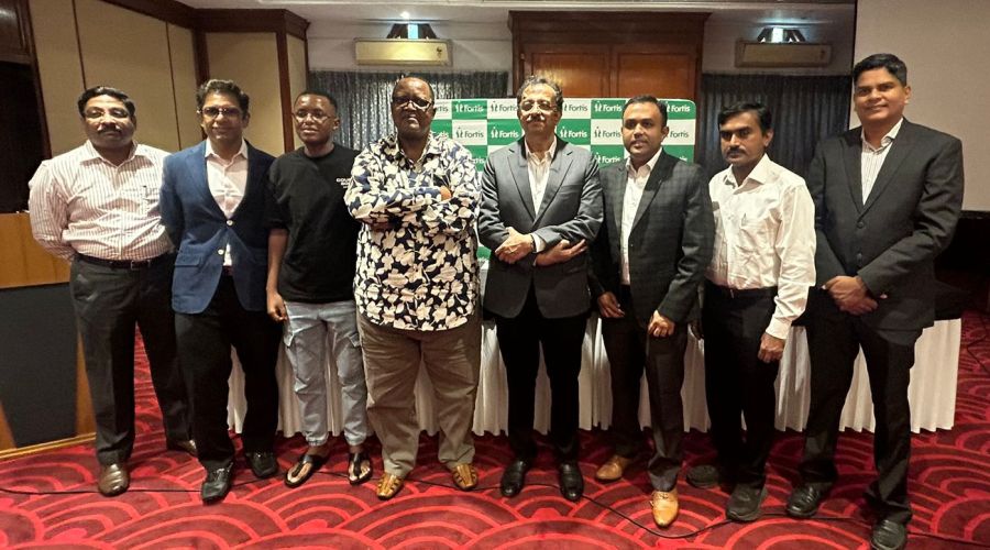 61-Year-Old African Doctor morbidly Obese successfully treated for End-Stage Renal Disease via Robot-Assisted Kidney Transplant at Fortis Hospital Cunningham Road