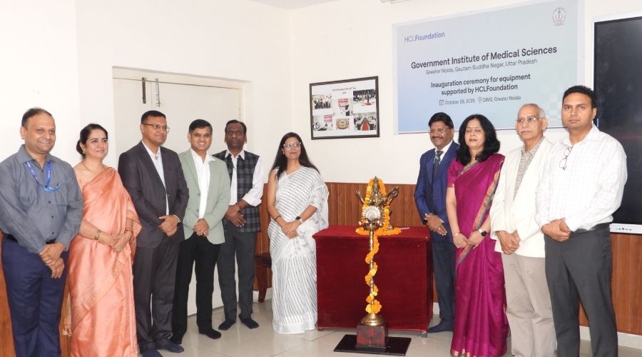 HCLFoundation donates advance medical equipments to GIMS - Noida
